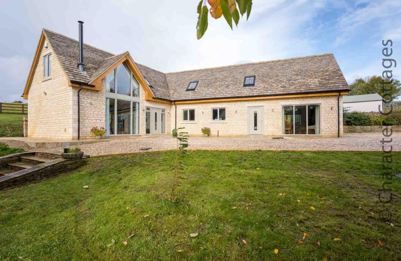 Flynn'S Barn Aylworth Exterior foto